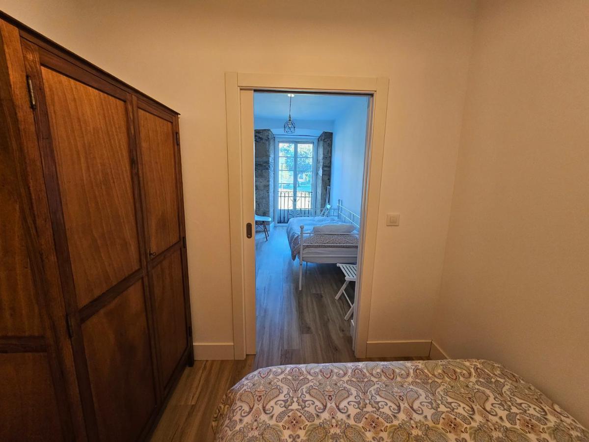Apartamentos En El Centro - Plaza De Amboage - Wifi Ferrol Buitenkant foto