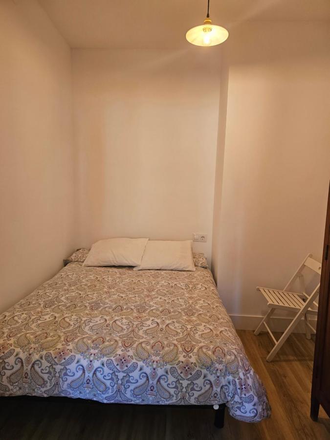 Apartamentos En El Centro - Plaza De Amboage - Wifi Ferrol Buitenkant foto