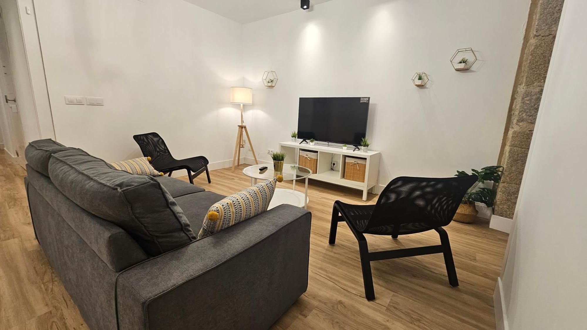 Apartamentos En El Centro - Plaza De Amboage - Wifi Ferrol Buitenkant foto