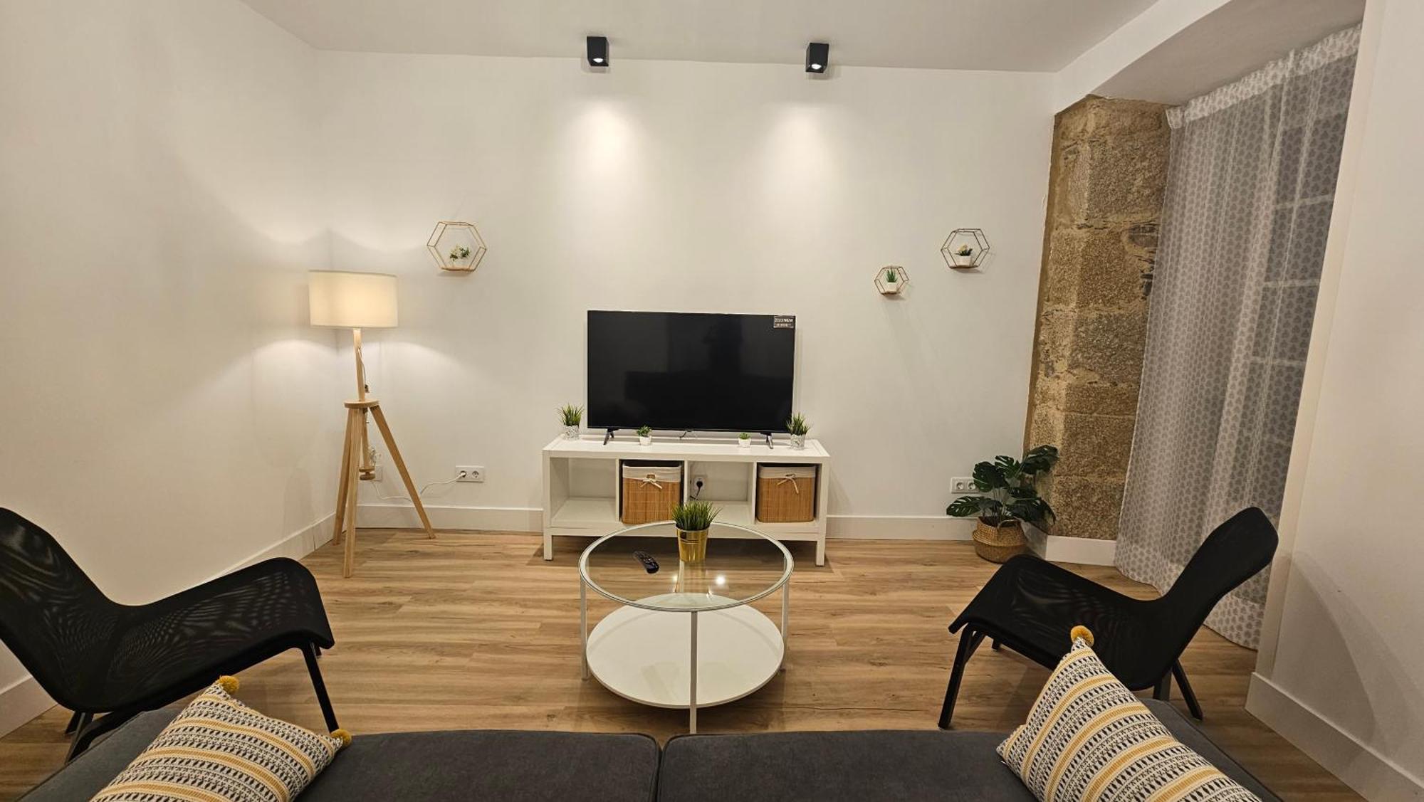 Apartamentos En El Centro - Plaza De Amboage - Wifi Ferrol Buitenkant foto