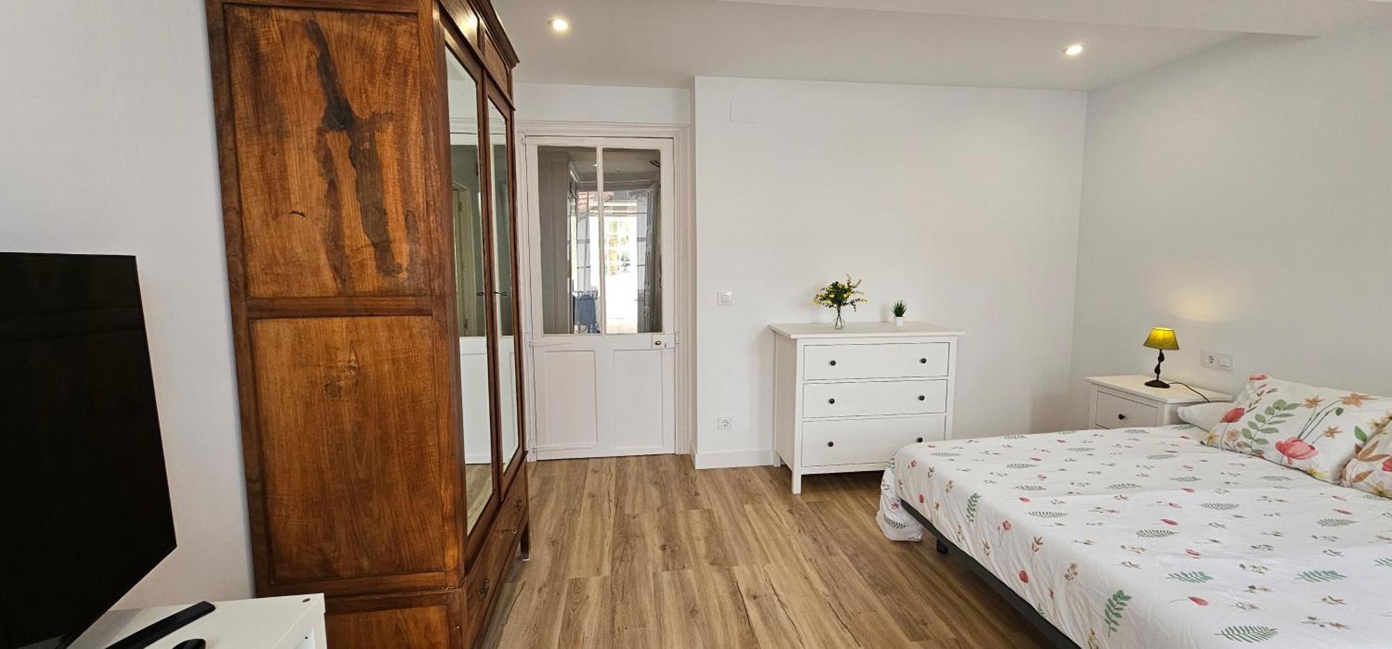 Apartamentos En El Centro - Plaza De Amboage - Wifi Ferrol Buitenkant foto