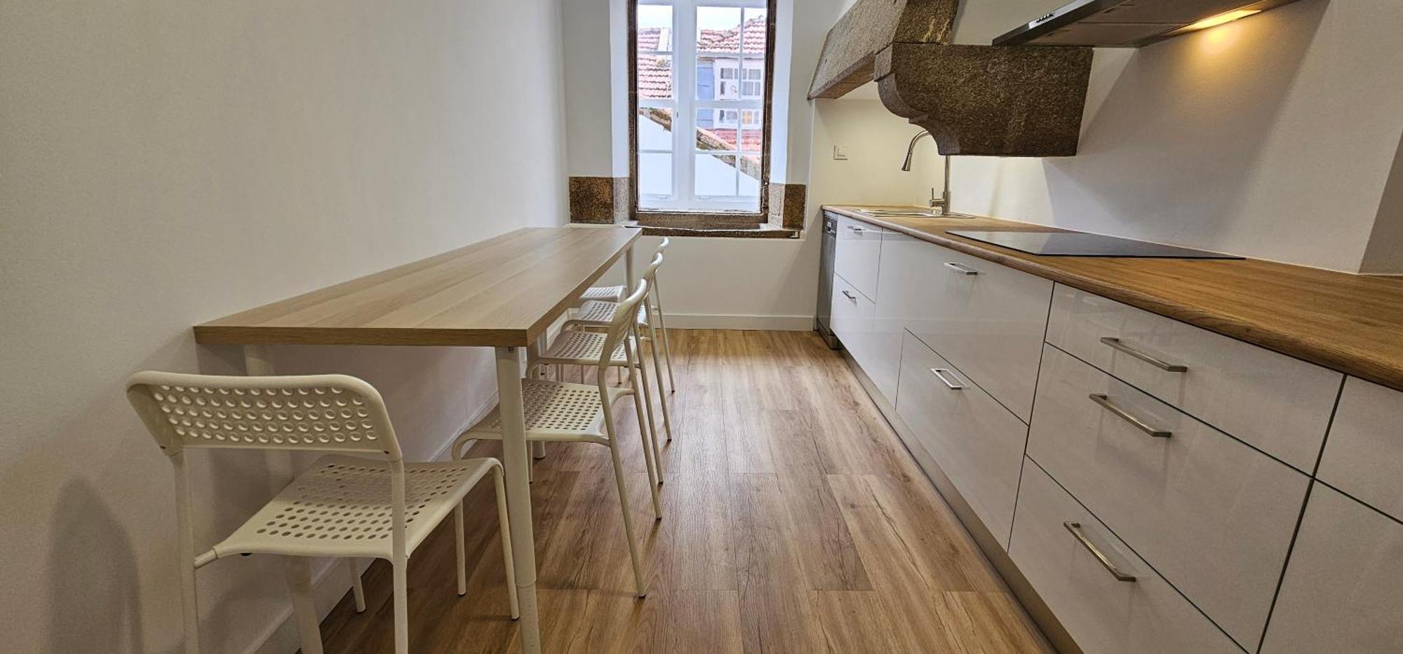 Apartamentos En El Centro - Plaza De Amboage - Wifi Ferrol Buitenkant foto