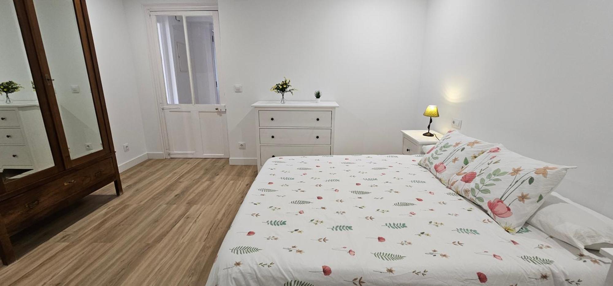 Apartamentos En El Centro - Plaza De Amboage - Wifi Ferrol Buitenkant foto
